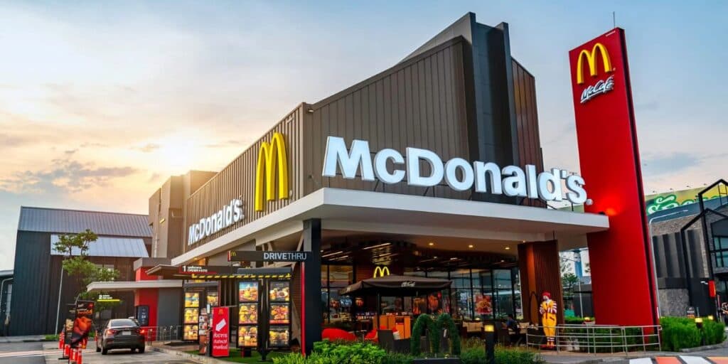 Adeus em todos os restaurantes: McDonald's acaba de confirmar fim de serviço AMADO pelos clientes após anos