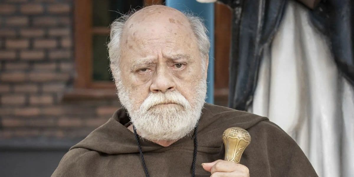 Frei Leão é um dos principais nomes da trama (Reprodução: Internet)