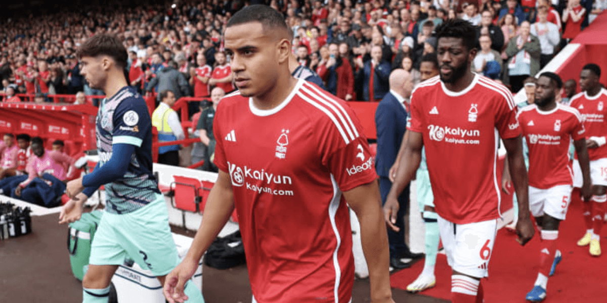 Murillo no Nottingham Forest (Reprodução/Internet)