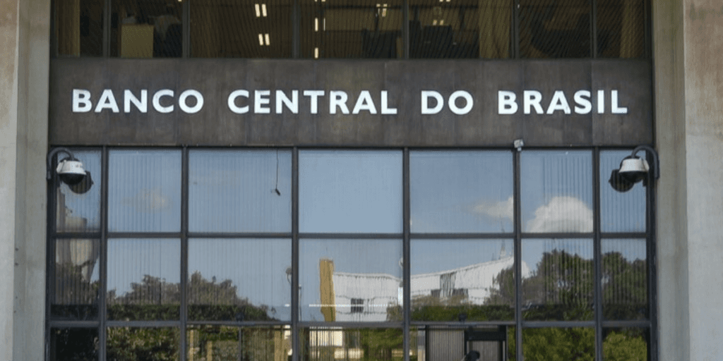Vai acontecer: Anúncio que acaba de ser emitido pelo Banco Central cai como bomba à Caixa, Bradesco e Itaú