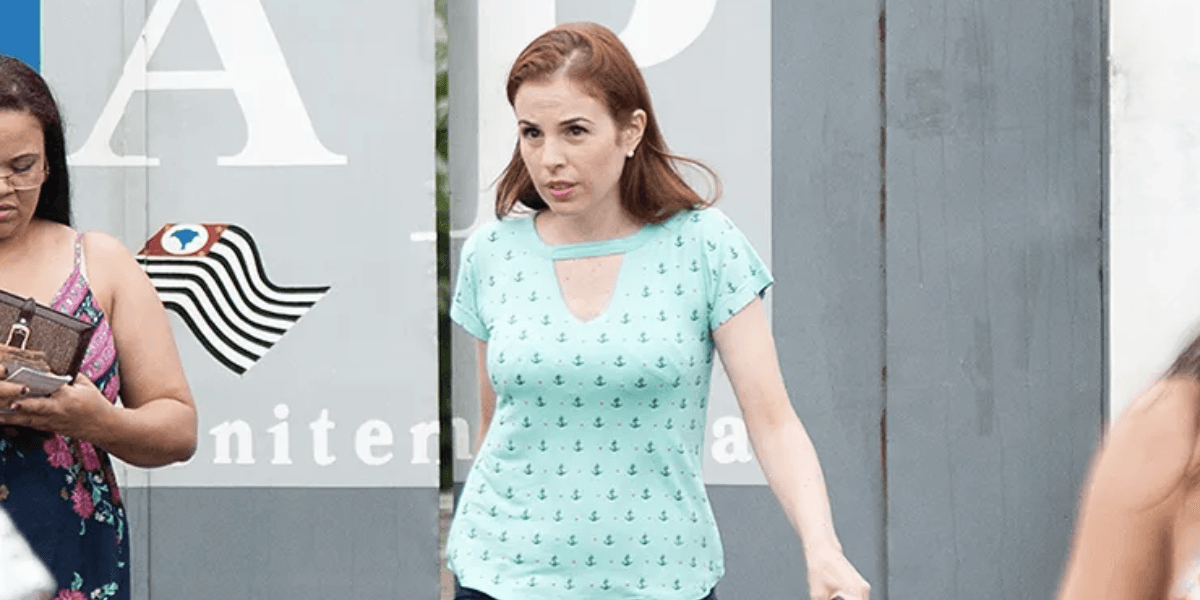 http://tvfoco.uai.com.br/wp-content/uploads/2015/05/Daniela-Mercury.jpg