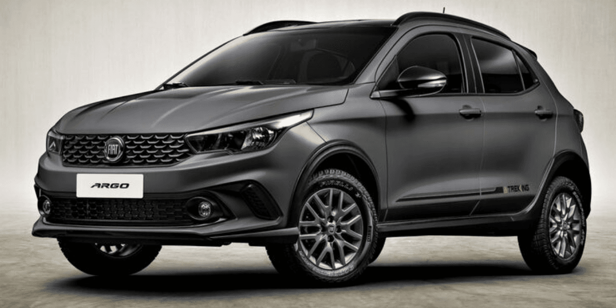 Fiat Argo Trekking 1.8 (Reprodução/Internet) Fiat Argo Trekking 1.8 (Reprodução/Internet)