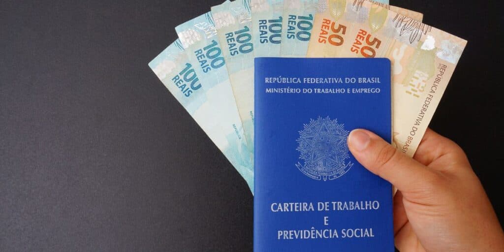 R$ 1300 e saque com os dias contados: Trabalhadores têm poucos dias pra receberem o melhor benefício de 2023