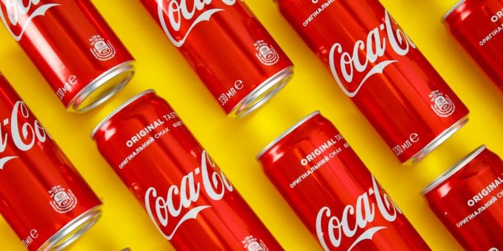 Várias regiões do país e diferentes áreas: Coca-Cola acaba de abrir vagas de emprego EXCELENTES
