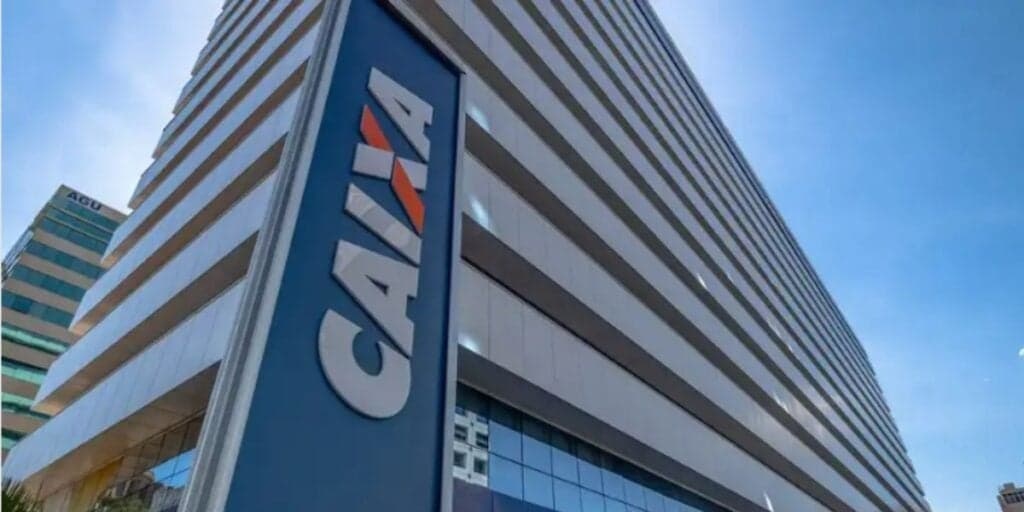 Sua conta foi bloqueada": Situação aterrorizante de clientes obriga Caixa a emitir comunicado URGENTE