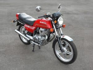 Honda CB 400 - Foto Internet