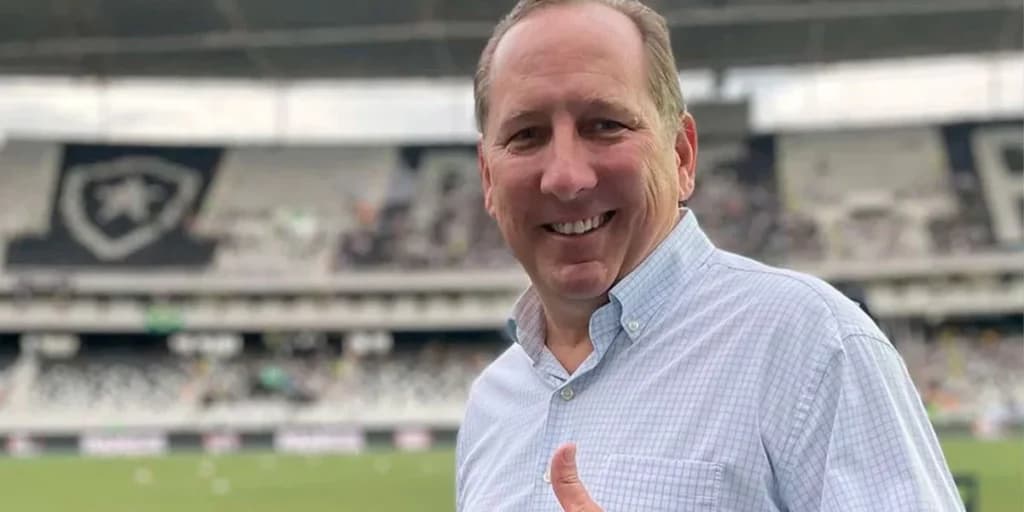 Contrato até dezembro de 2024, Textor chora: Botafogo parte pra cima de craque e leva chapéu do Palmeiras