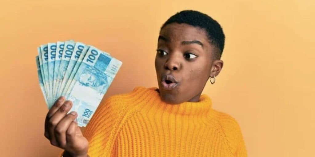 R$300 na conta HOJE (05): Pagamento acaba de ser confirmado e cai como presente a milhares de CPFS