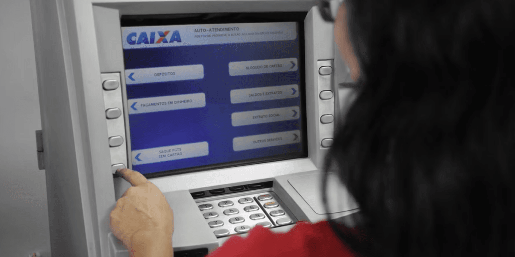 Saque de R$15 mil: Pagamento da CAIXA cai como presente a milhares e bolada pode cair na sua conta