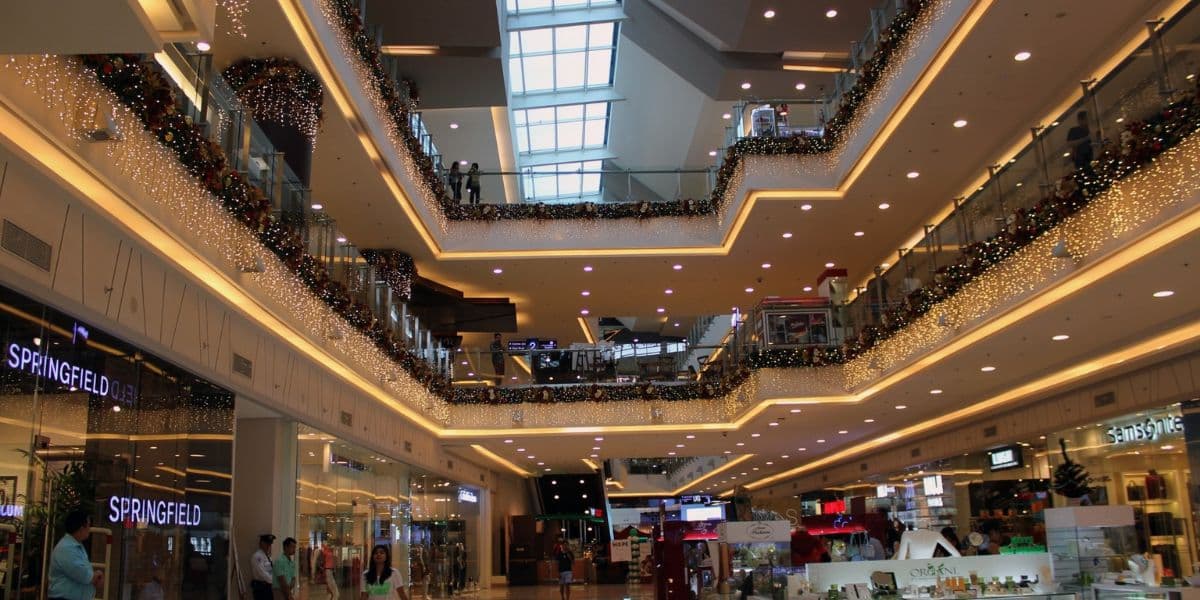 Shopping Center - Foto Ilustrativa Canva