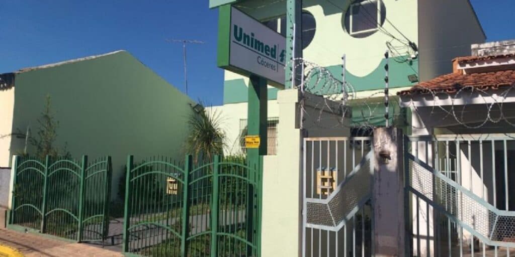 URGENTE: Unimed se afunda em dívida MILIONÁRIA, acaba de ser PROIBIDA e deixa os clientes em desespero