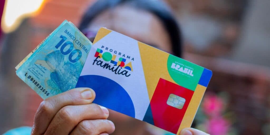 “É obrigatório”: Notícia URGENTE acaba de chegar aos usuários do Bolsa Família para não perderem benefício