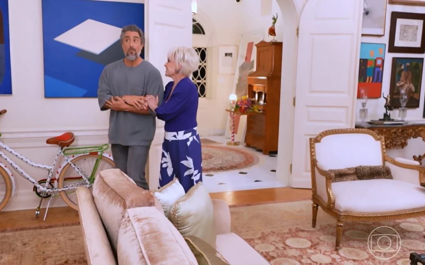 http://tvfoco.uai.com.br/wp-content/uploads/2015/05/Daniela-Mercury.jpg