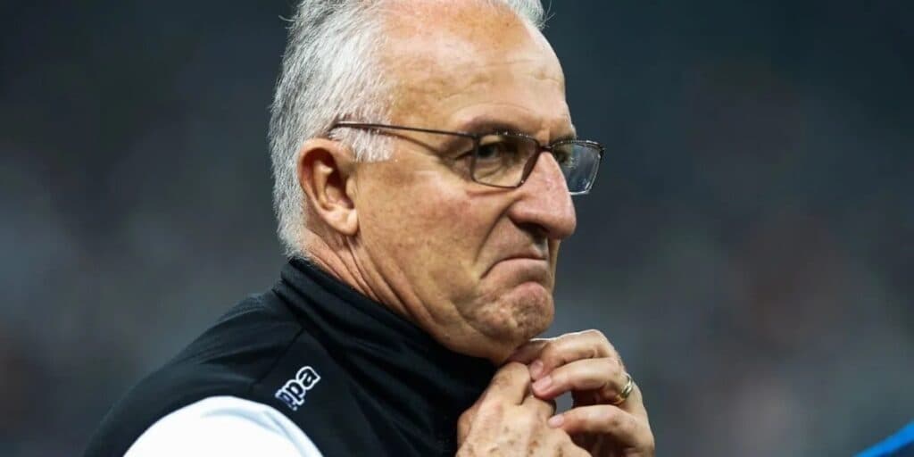 Adeus: Estrela do São Paulo está de malas prontas para a Arábia Saudita para desespero de Dorival