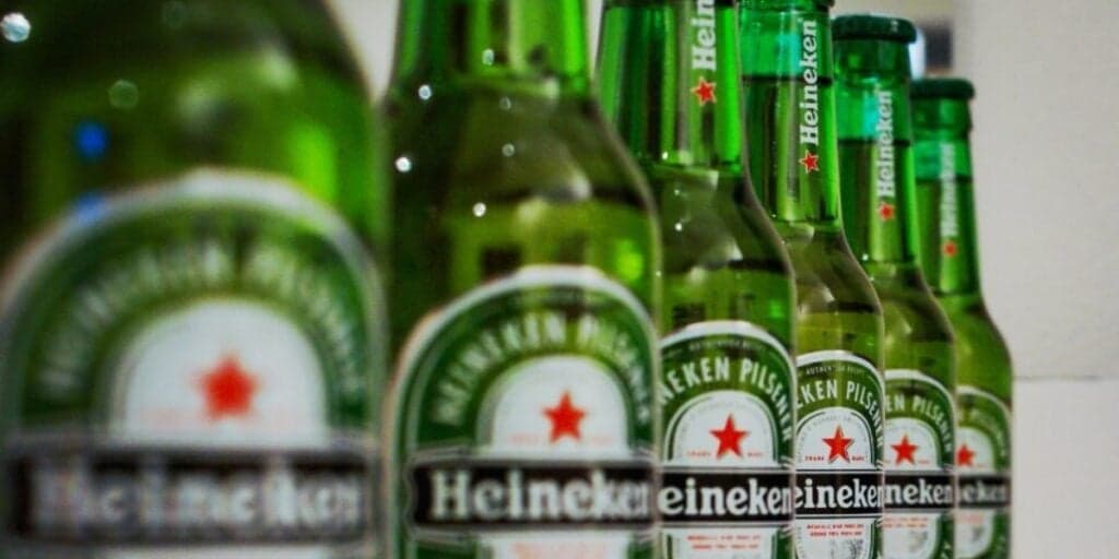 "Vai interromper": O anúncio oficial de encerramento de atividades da Heineken em país e venda de operações