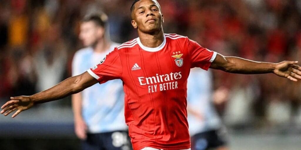 35 milhões e adeus ao Benfica: Cria do São Paulo, David Neres é escolhido como reforço de gigante da Série A