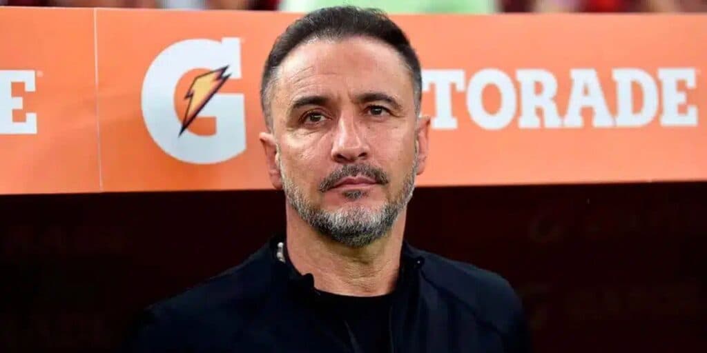 Vingança do Corinthians: Vítor Pereira ressurge no Brasil após 2 anos de demissão e vai ganhar mais que Abel