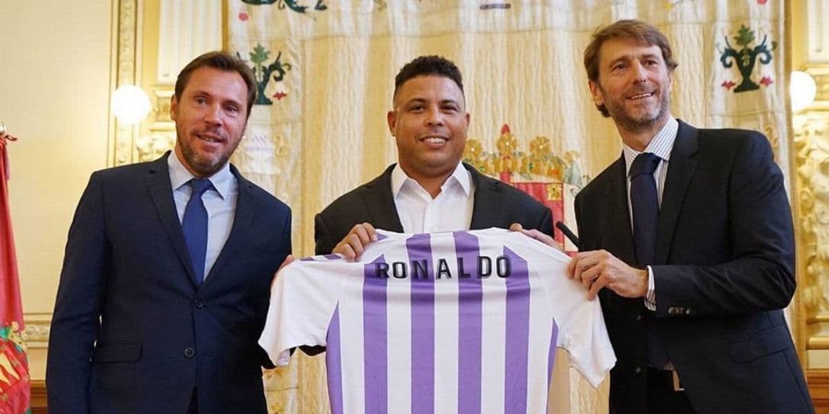 R9 quando comprou o Valladolid - (Foto: Internet)