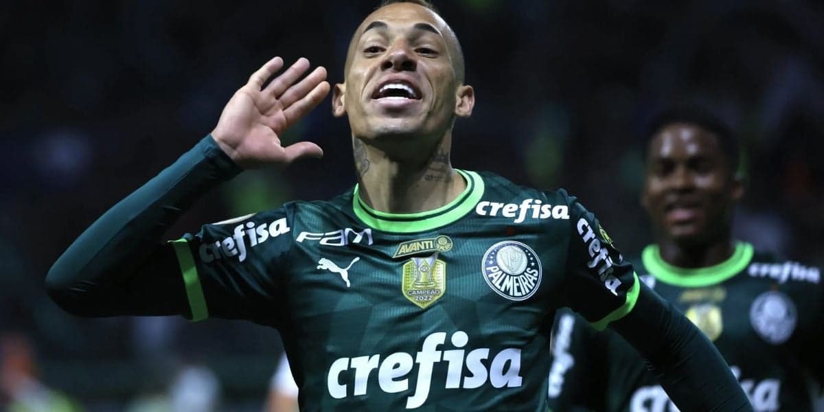 Novo 'camisa 9' no Vasco: Pedrinho volta e está assinando com atacante do Palmeiras como substituto de Vegetti - Foto | Reprodução: Internet