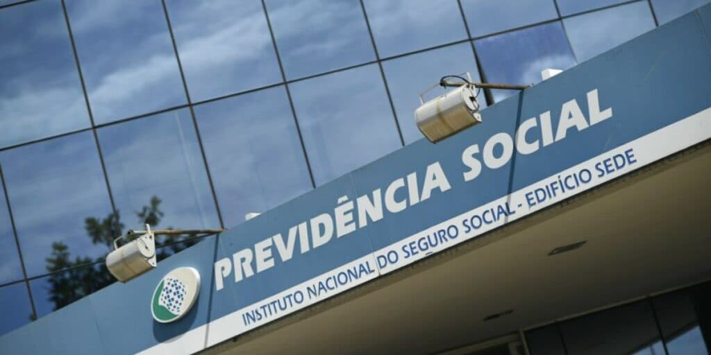 É oficial: Grande VITÓRIA do INSS acaba de ser confirmada HOJE (20) e milhares de beneficiários VIBRAM