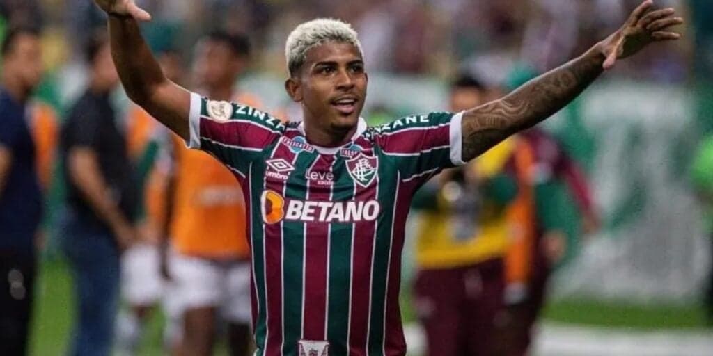 Desfecho no Fluminense, assinado até 2026: John Kennedy acaba de dizer sim e fecha contrato milionário