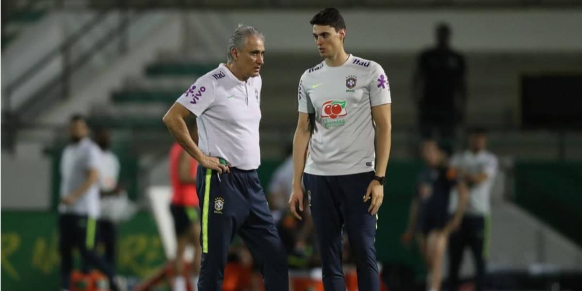 Matheus e Tite na Seleção Brasileira - (Foto: Reprodução / Internet) Matheus e Tite na Seleção Brasileira - (Foto: Reprodução / Internet)