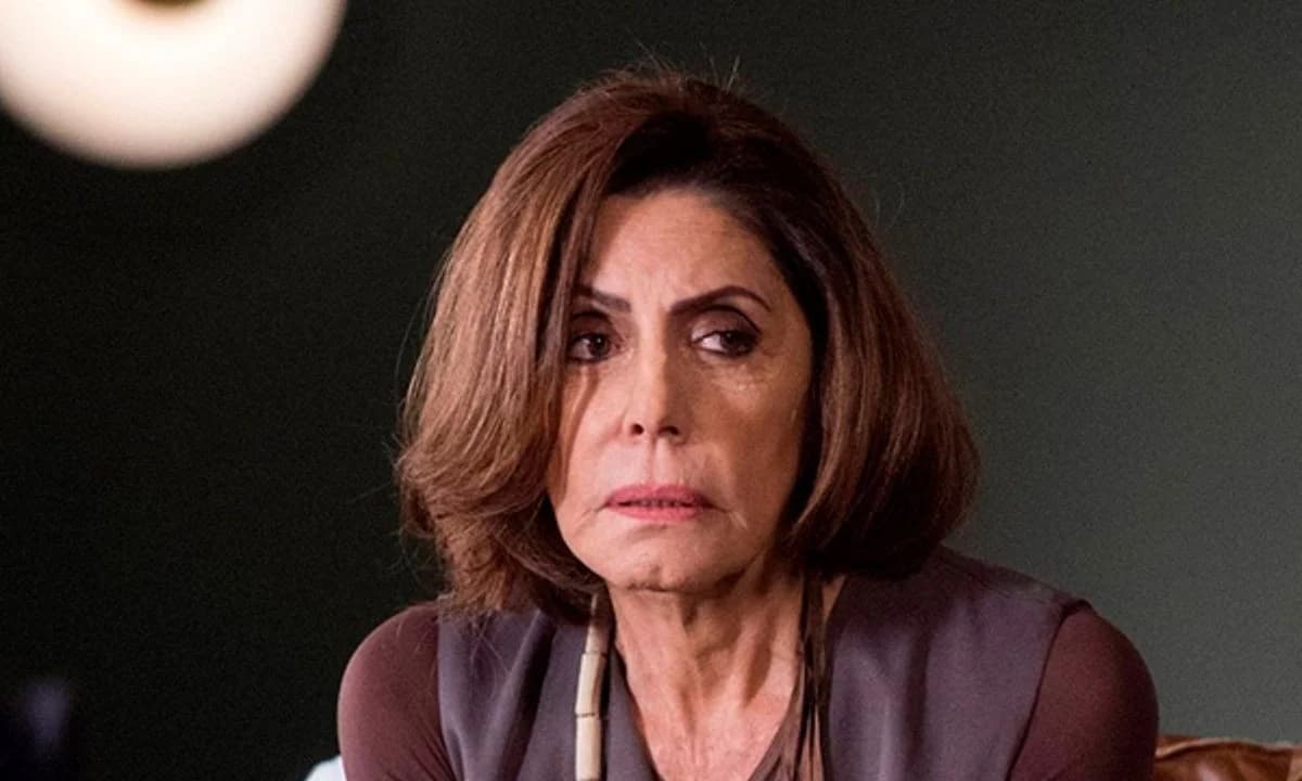 http://tvfoco.uai.com.br/wp-content/uploads/2015/05/Daniela-Mercury.jpg
