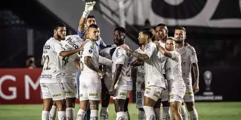 "Jogador inútil": Titular do Santos recebe o pior e acaba humilhado por comentarista