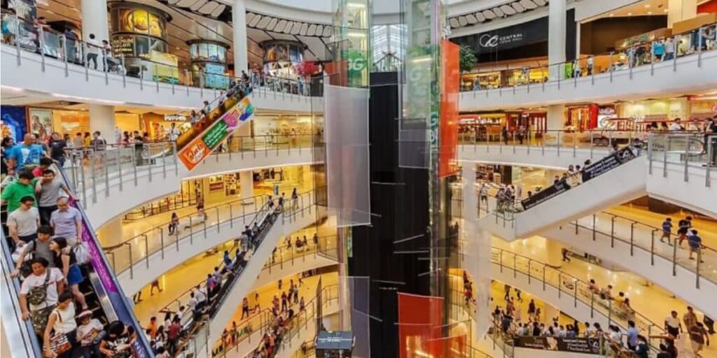 É oficial, está em VIGOR: Nova lei CONFIRMADA em shoppings brasileiros espanta mães e pais