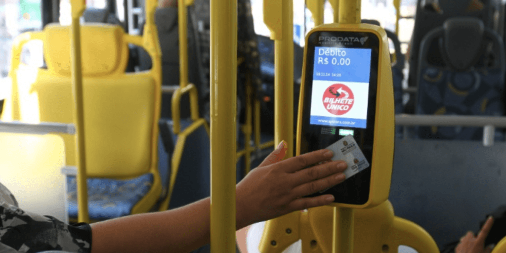 Fim de cartão no metrô e nos ônibus de São Paulo: O adeus confirmado pelo governo e o substituto em vigor HOJE