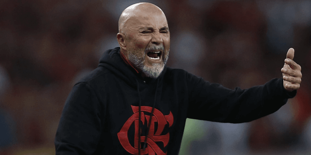 De volta: Sampaoli sela vingança contra o Flamengo e é escolhido pra assumir outro gigante a partir de janeiro