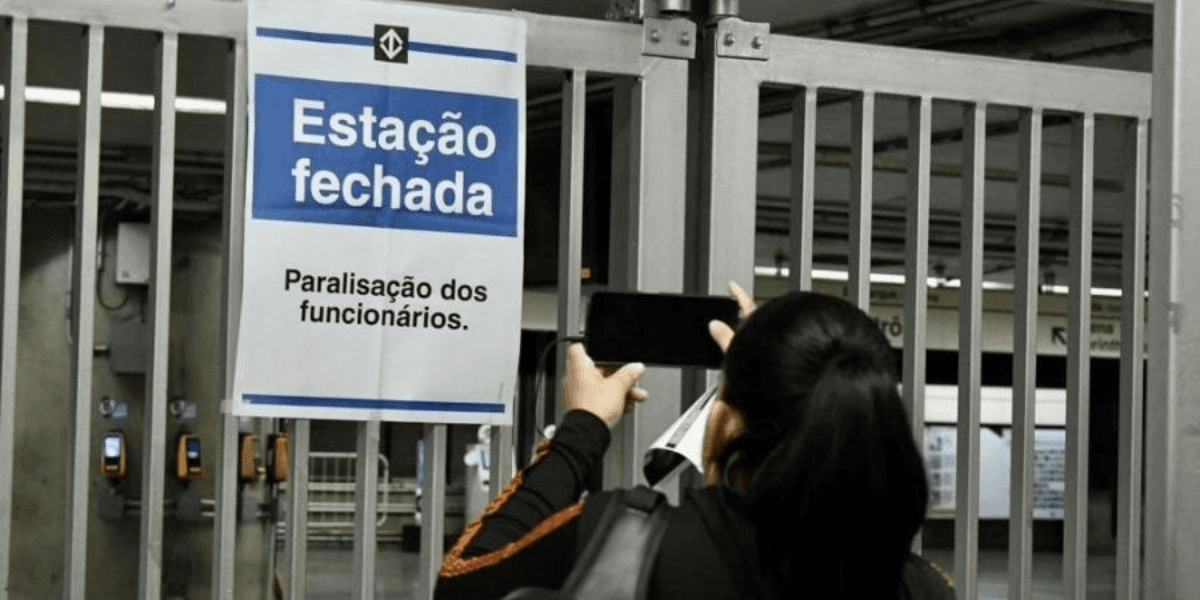 Estações paralisadas (Reprodução/Internet)