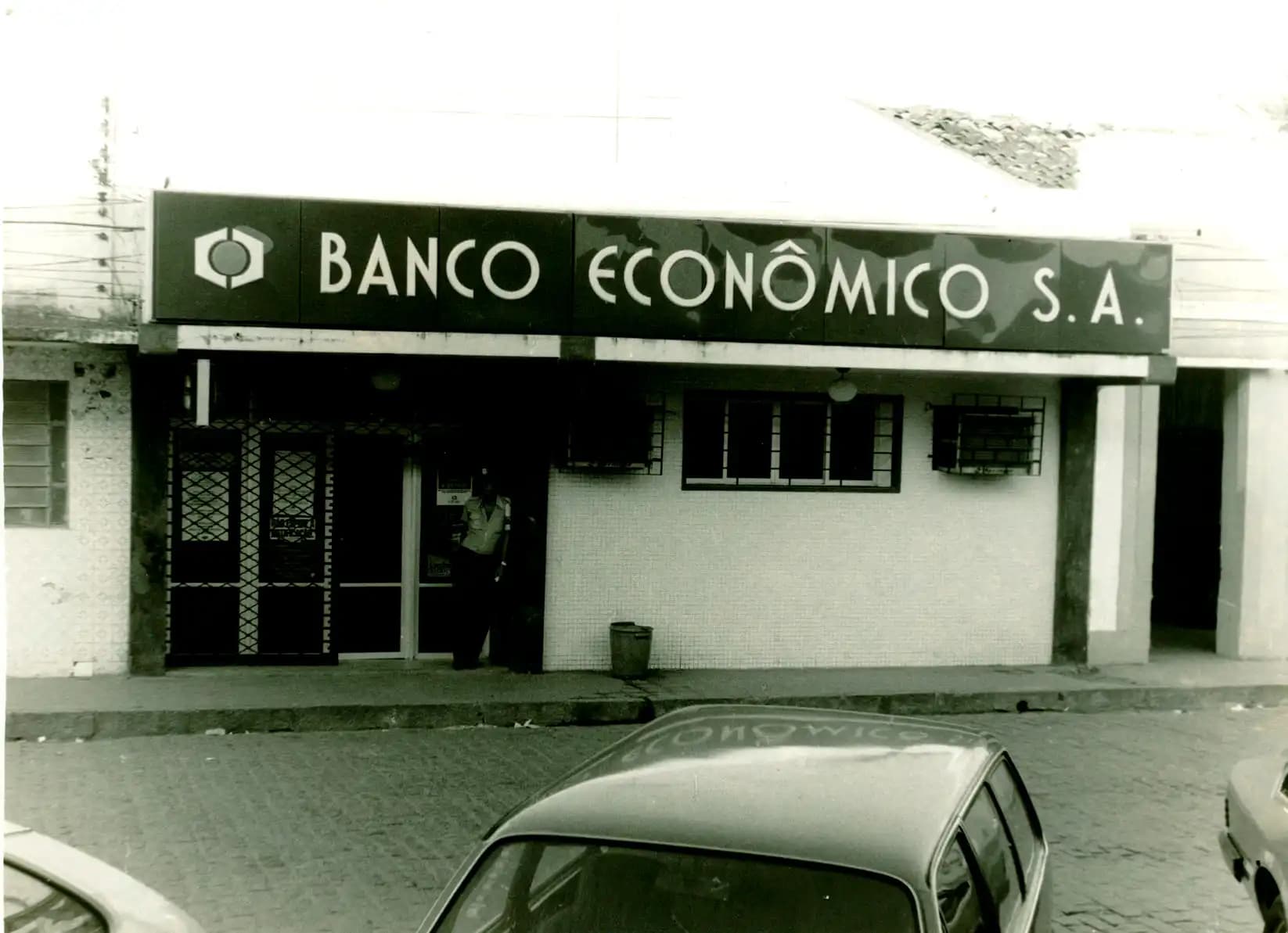http://tvfoco.uai.com.br/wp-content/uploads/2015/05/Daniela-Mercury.jpg