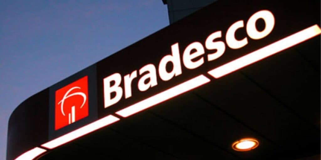 Dinheiro desaparecido depois de 24h e demissões: O caos do Bradesco e o comunicado urgente aos clientes
