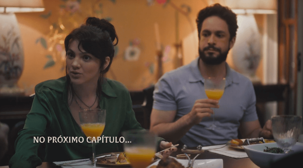 Petra e Luigi se preocupam com os sinais de que a saúde de Antônio não vai nada bem (Foto Reprodução/Globoplay)