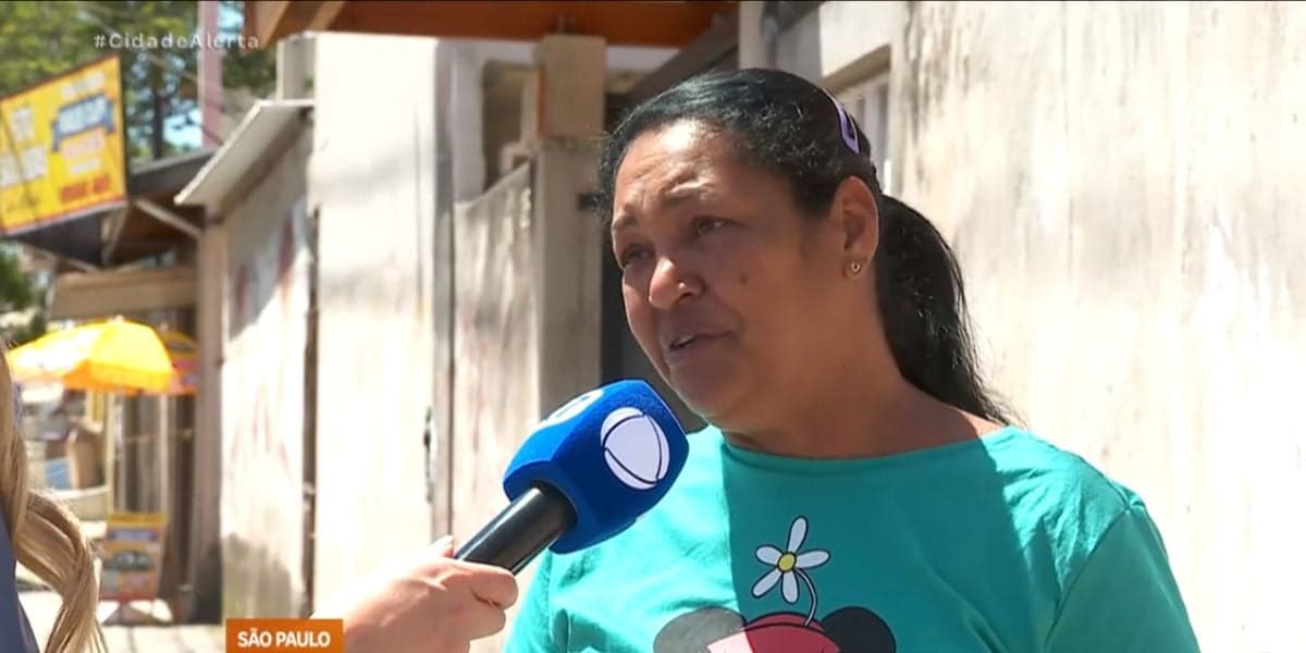 http://tvfoco.uai.com.br/wp-content/uploads/2015/05/Daniela-Mercury.jpg