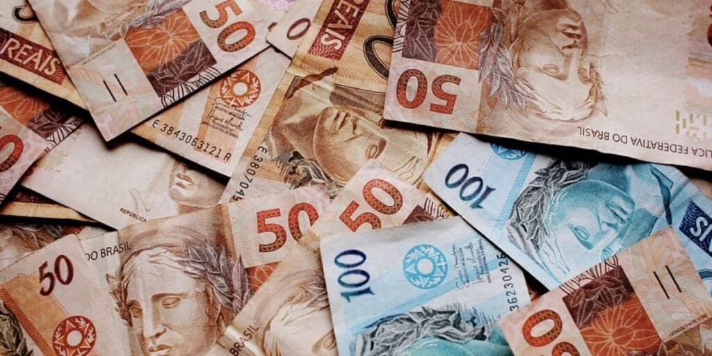 Adeus ao real em papel: Notícia acaba de explodir nesta SEXTA (17) e confirma substituto em todo o Brasil