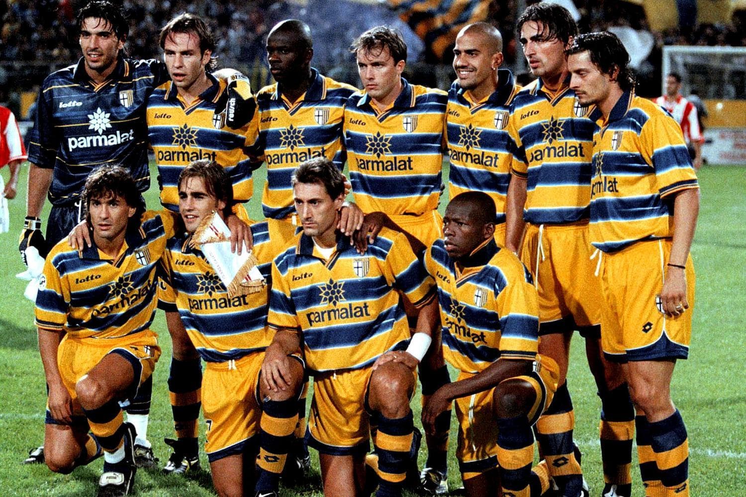 Elenco do Parma que fez história no futebol (Foto: Divulgação)