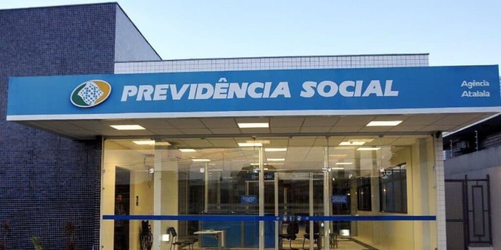 Aposentados já podem comemorar: Pagamento mais esperado do INSS estará LIBERADO a partir de sexta (24/11)