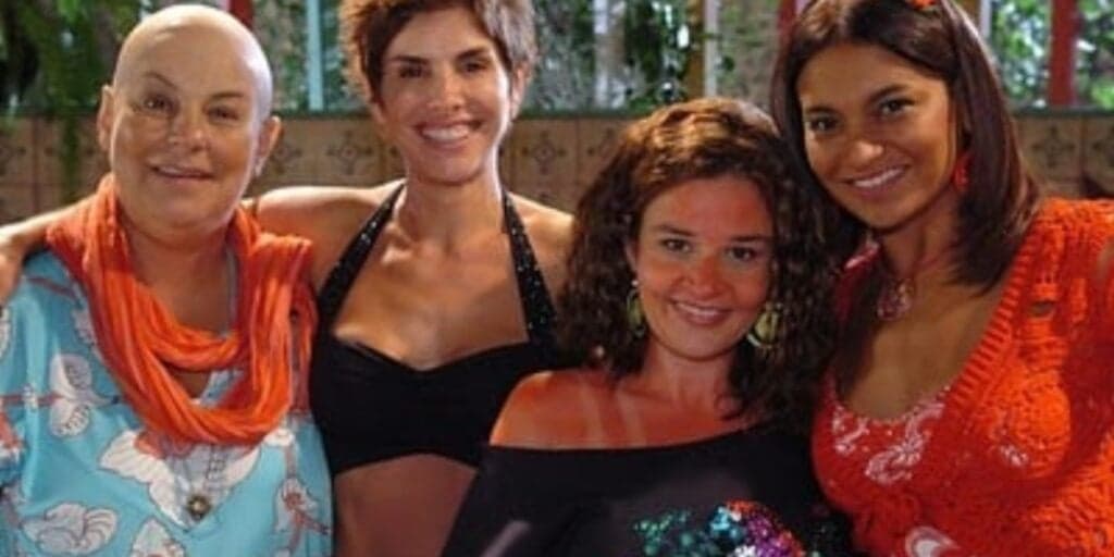 Lésbica assumida, cabelos grisalhos e luta contra doença: Estrela de A Diarista, fora da TV, vive assim hoje