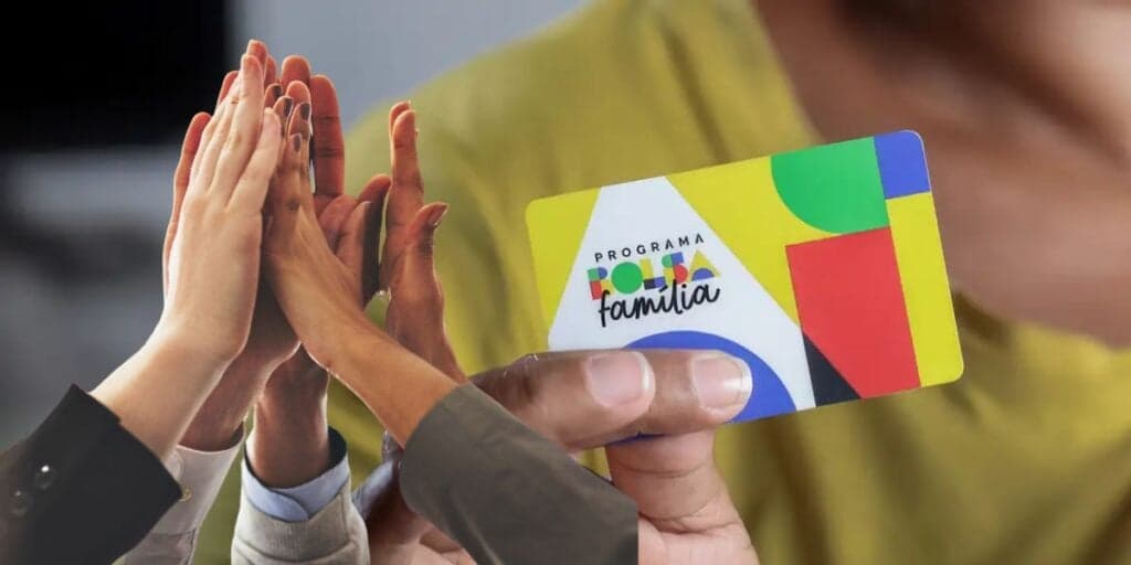 Beneficiários do Bolsa Família em festa HOJE (30): Notícia mais esperada acaba de chegar para milhares