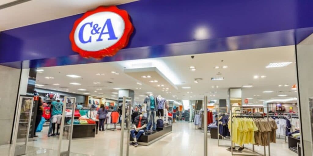 Encerramento de atividades: O fechamento de unidade gigantesca da C&A em shopping amado e anúncio oficial