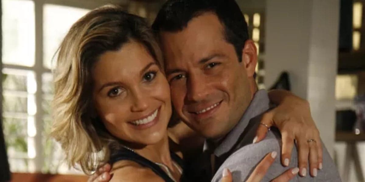 http://tvfoco.uai.com.br/wp-content/uploads/2015/05/Daniela-Mercury.jpg