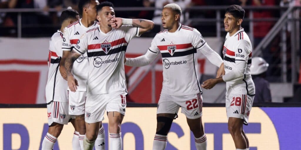 James Rodriguez, Arboleda e + 1: CBF acaba de tirar 3 craques de peso do São Paulo e Dorival fica aos prantos