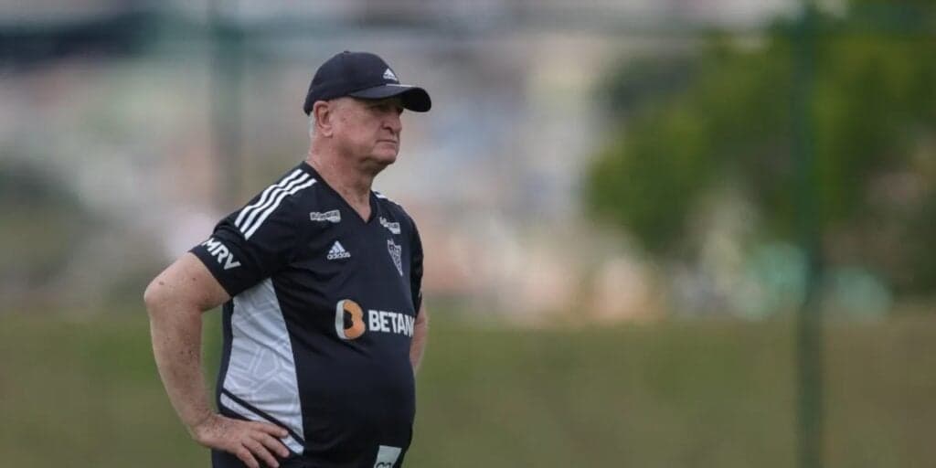 Saiu HOJE, está fora: Baixa de última hora no Atlético-MG obriga Felipão a agir às pressas por substituto
