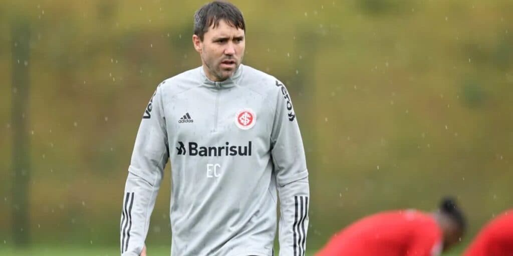 Inter se antecipa à ADEUS de Coudet e novo argentino é escolhido para substituir o técnico às pressas