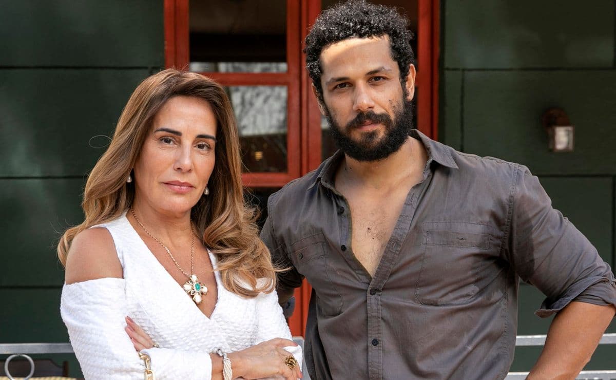 http://tvfoco.uai.com.br/wp-content/uploads/2015/05/Daniela-Mercury.jpg