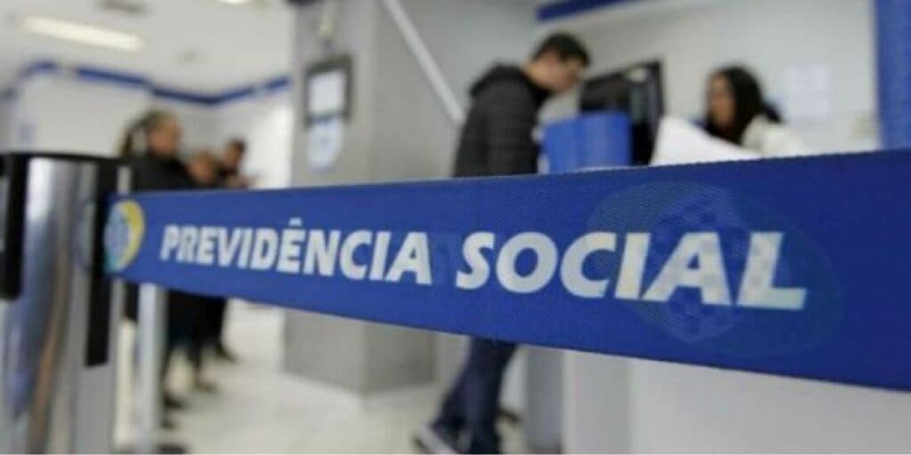 Milhões para pagamento extra e aposentadoria antecipada: Mais 2 presentes do INSS chegam no fim de 2023