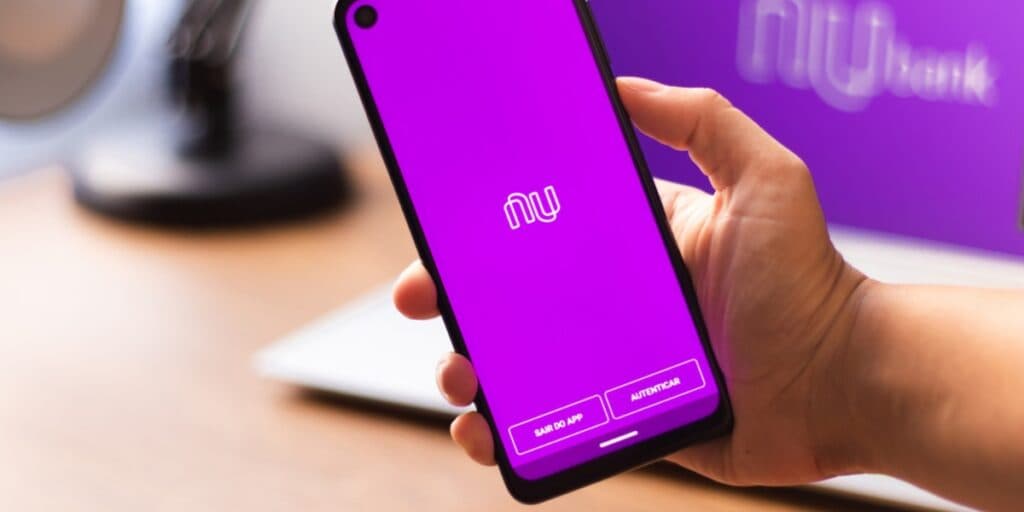 Alerta: Encerramento de cartões de crédito do Nubank, decisão drástica e milhares de clientes fazendo isso