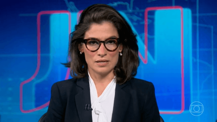 Renata Vasconcellos se emocionou no Jornal Nacional (Foto: Divulgação)